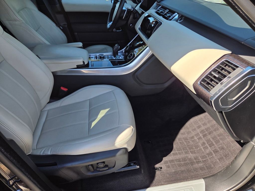 Used 2022 Land Rover Range Rover Sport HSE Silver Edition image 10
