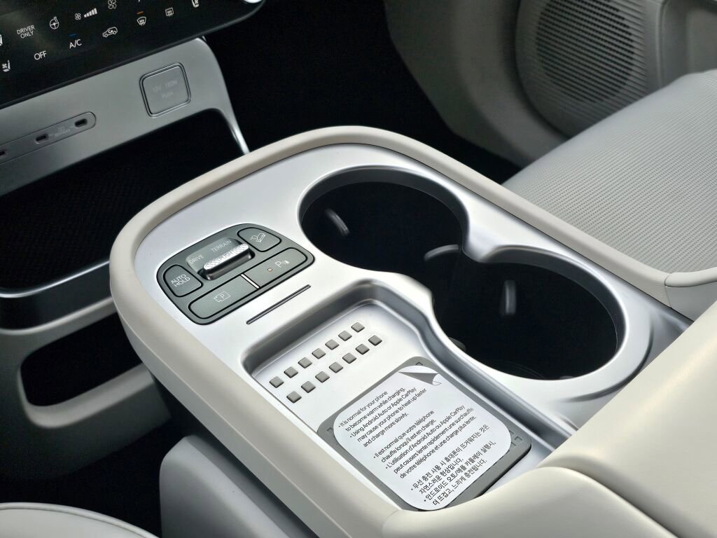 New 2026 Hyundai Ioniq 9 SEL image 21