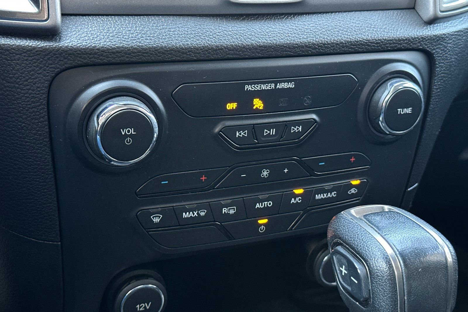 Certified 2021 Ford Ranger XLT w/ Equipment Group 301A Mid image 18