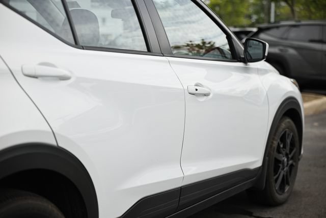 Used 2024 Nissan Kicks SV FWD image 6