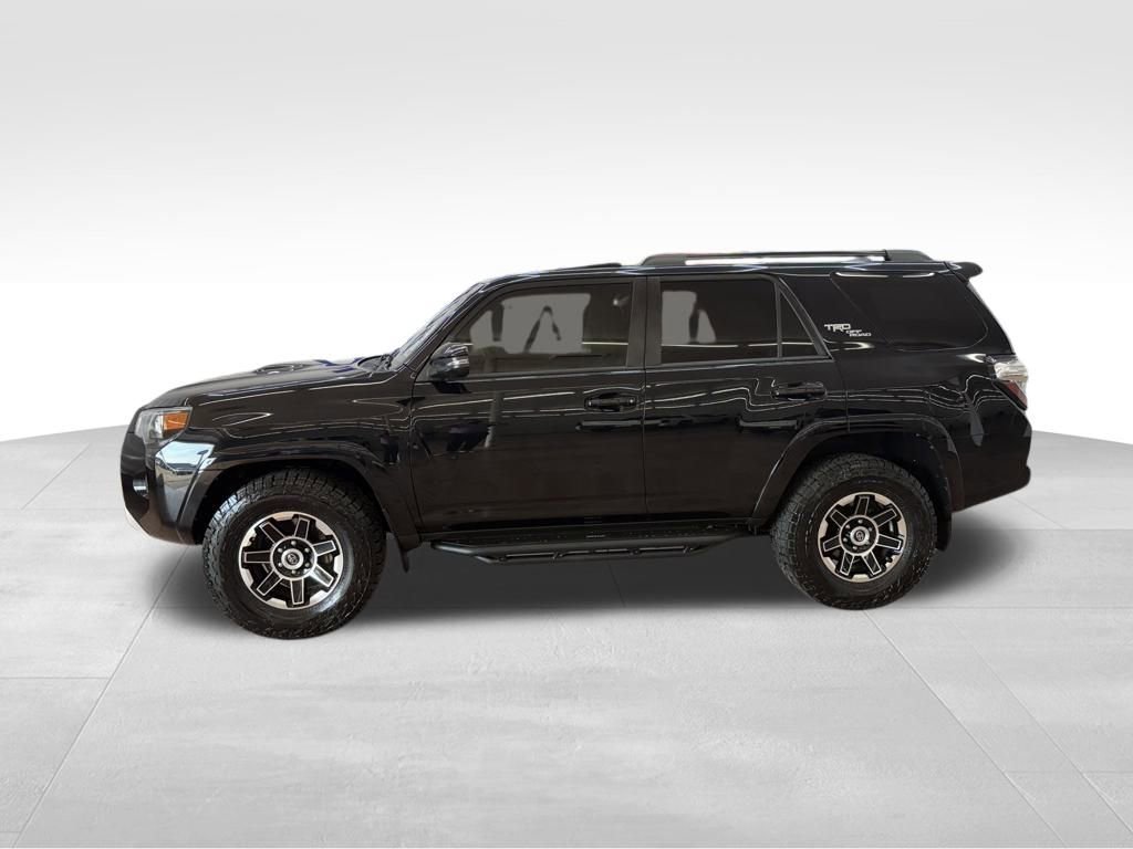 Used 2021 Toyota 4Runner TRD Off-Road Premium image 2