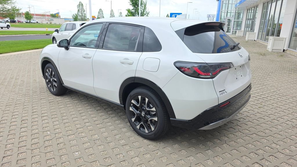 New 2026 Honda HR-V EX-L image 3