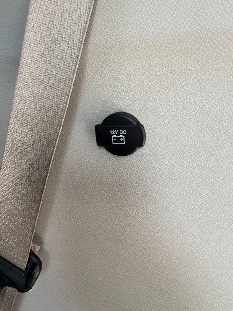 Used 2019 Chrysler Pacifica Touring-L image 23