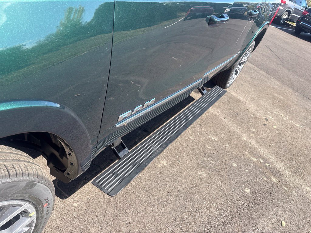 New 2027 RAM 1500 Tungsten AWD/4WD image 15