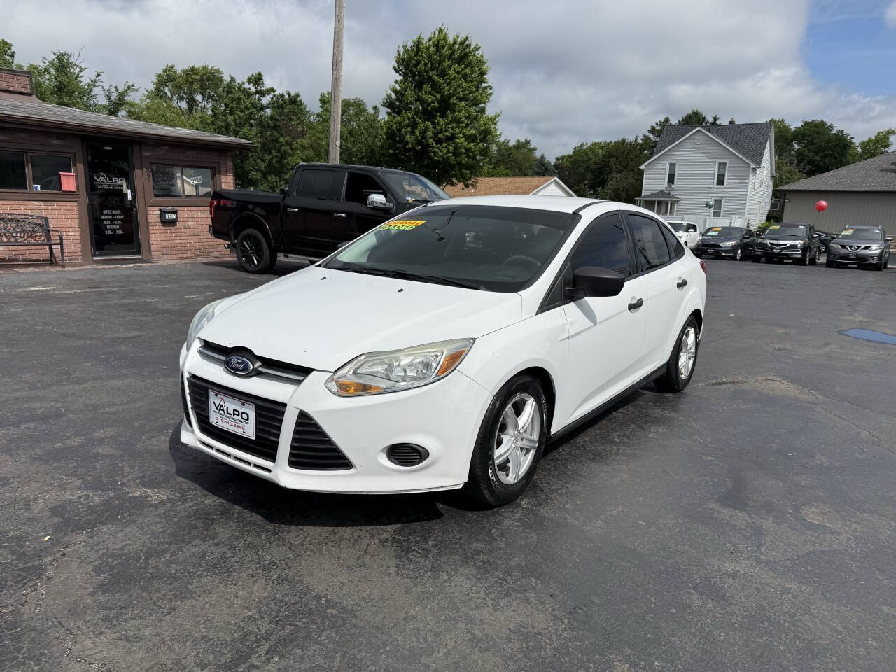 Used 2014 Ford Focus S FWD image 1