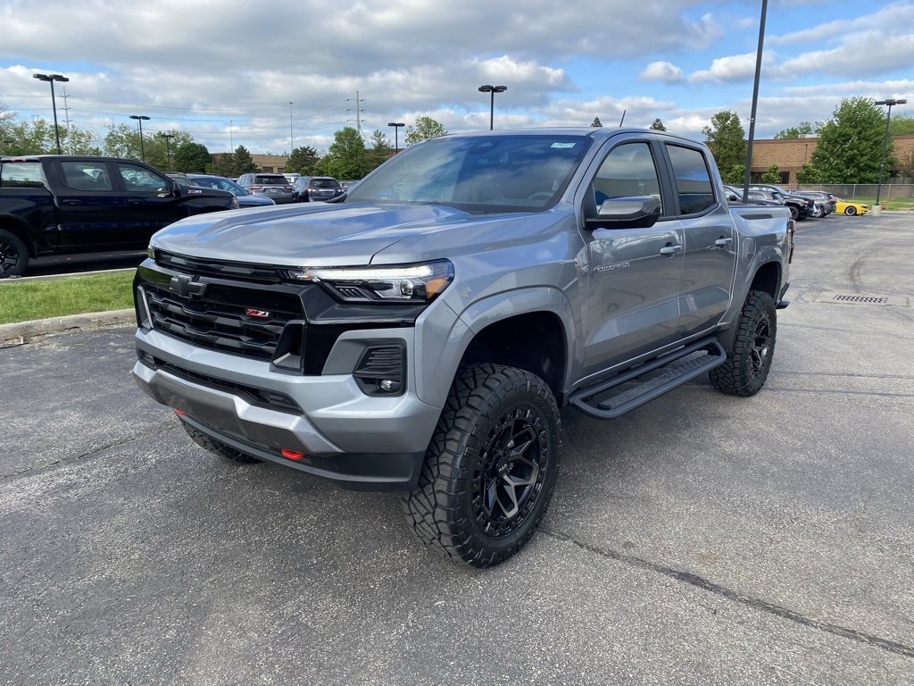 New 2025 Chevrolet Colorado Z71 image 3