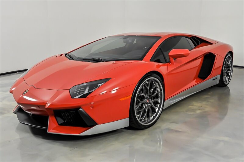 Used 2017 Lamborghini Aventador LP 700-4 AWD/4WD image 6