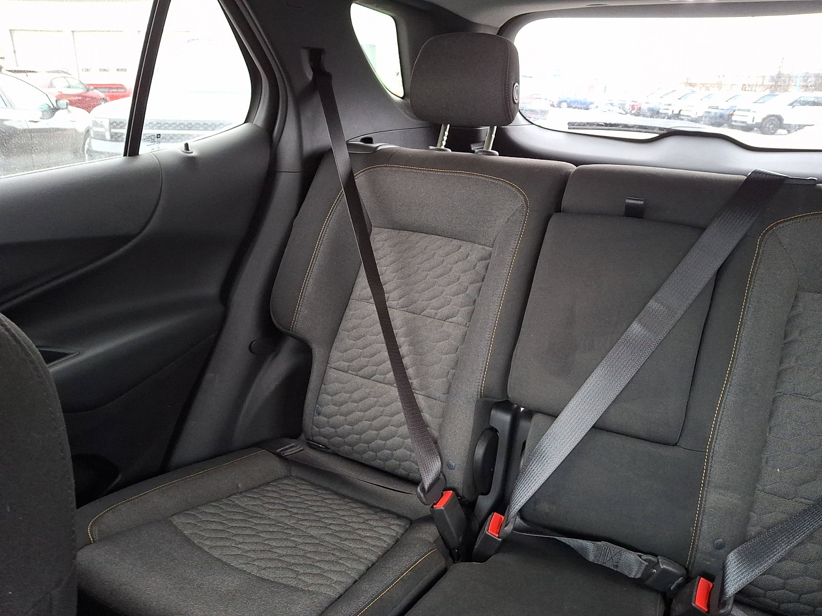 Used 2018 Chevrolet Equinox LT image 18