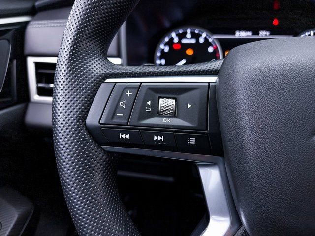 New 2025 Mitsubishi Outlander ES image 22