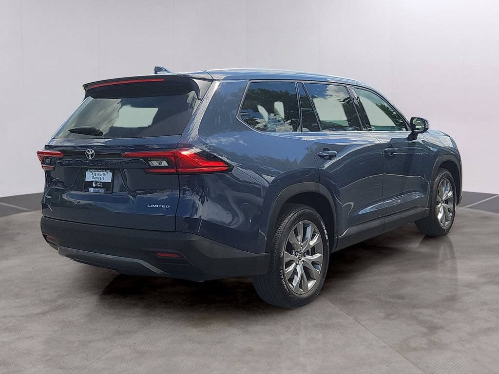 Used 2024 Toyota Grand Highlander AWD image 4