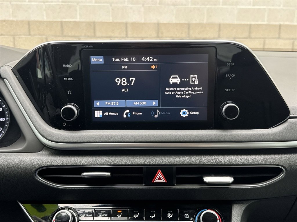 Used 2022 Hyundai Sonata SE image 12