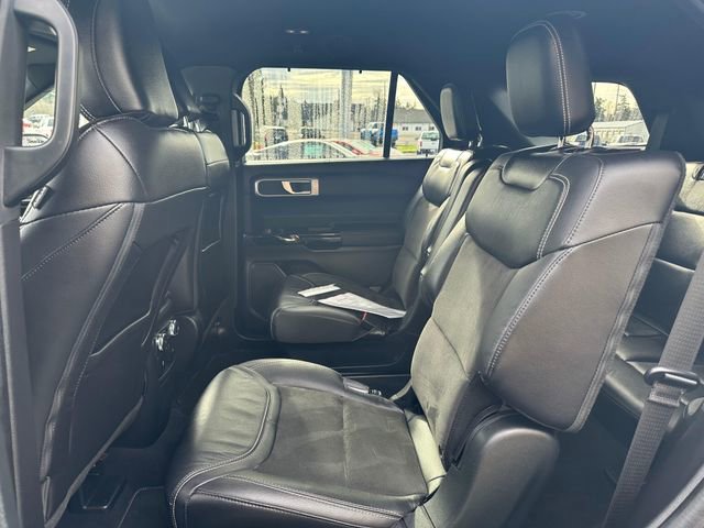 Used 2022 Ford Explorer ST image 11