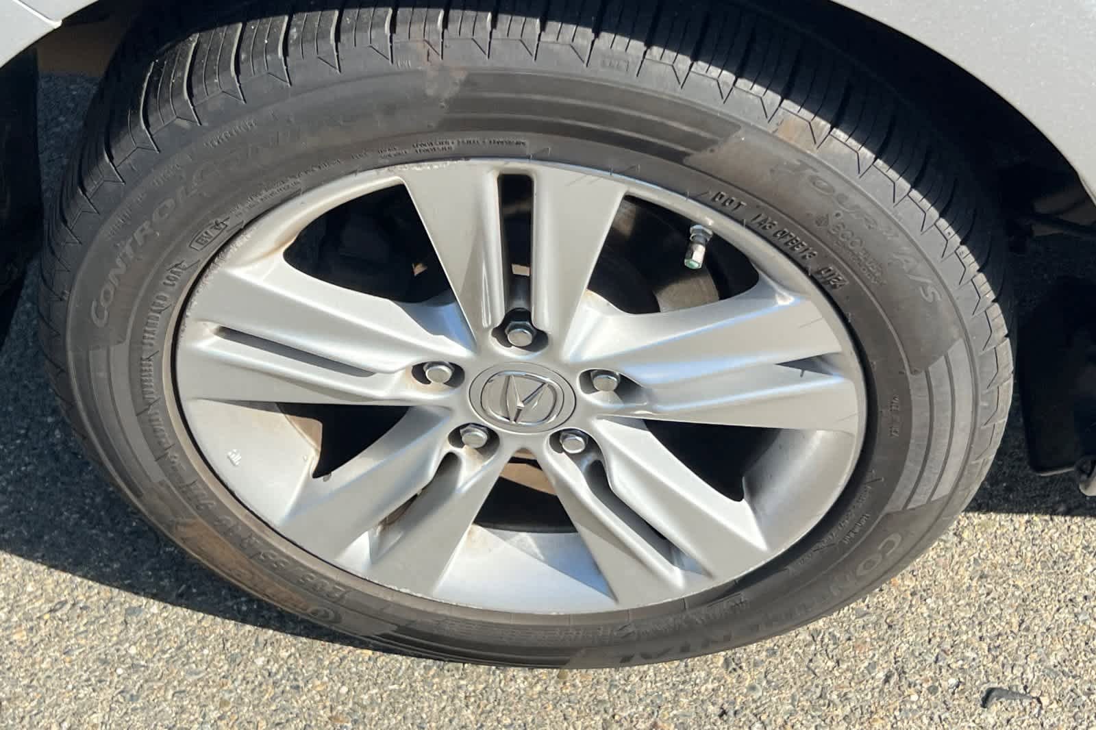 Used 2013 Acura ILX Hybrid w/ Technology Package FWD image 17