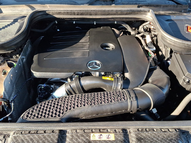 Used 2022 Mercedes-Benz GLE 350 4MATIC w/ Premium Package image 29