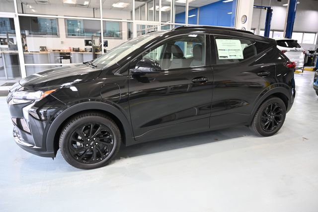 New 2027 Chevrolet Bolt RS FWD image 7