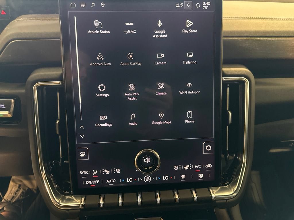 New 2026 GMC Yukon XL Denali w/ LPO, Floor Liner Package AWD/4WD image 27