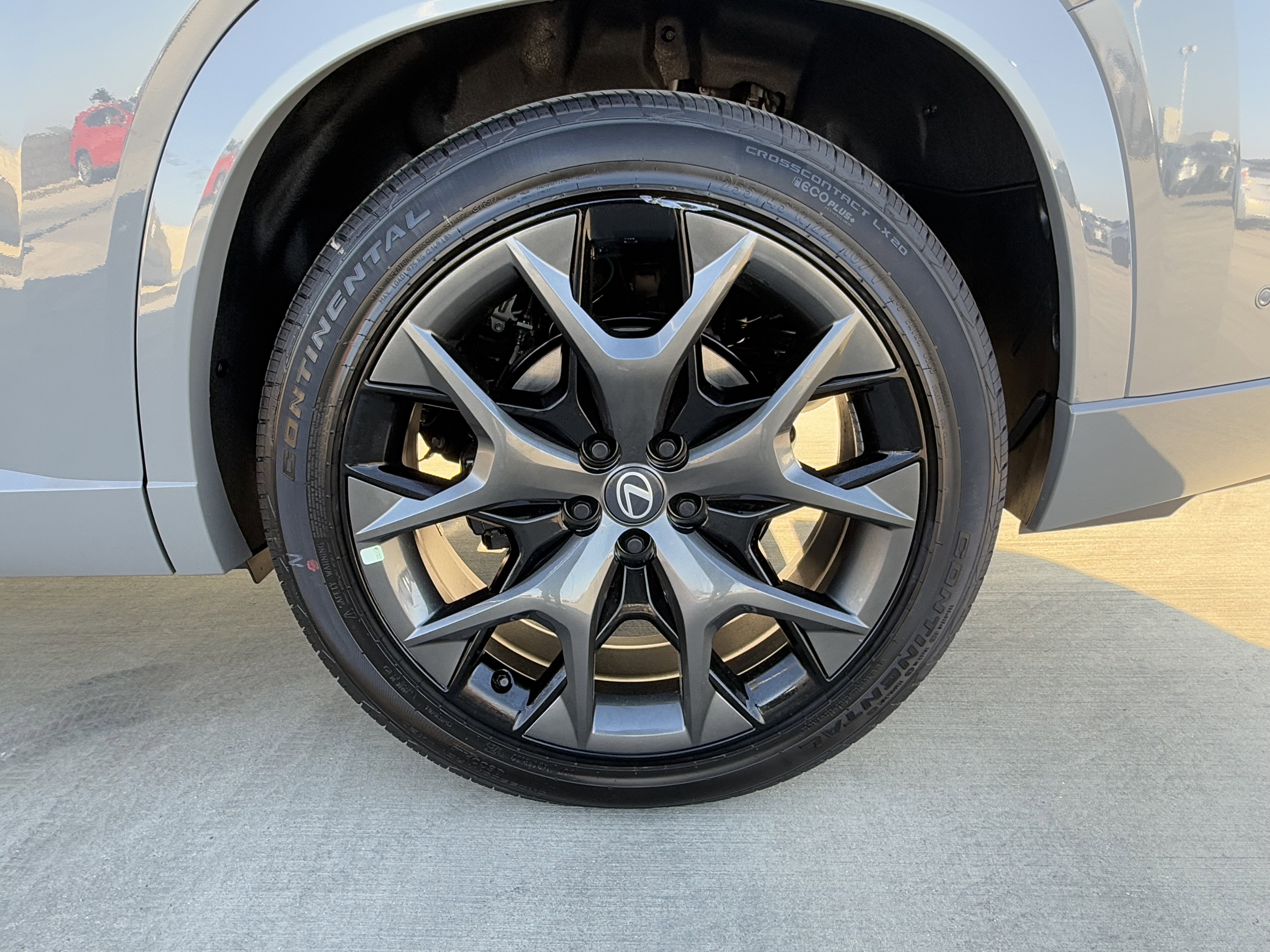 New 2026 Lexus TX 500h AWD image 16