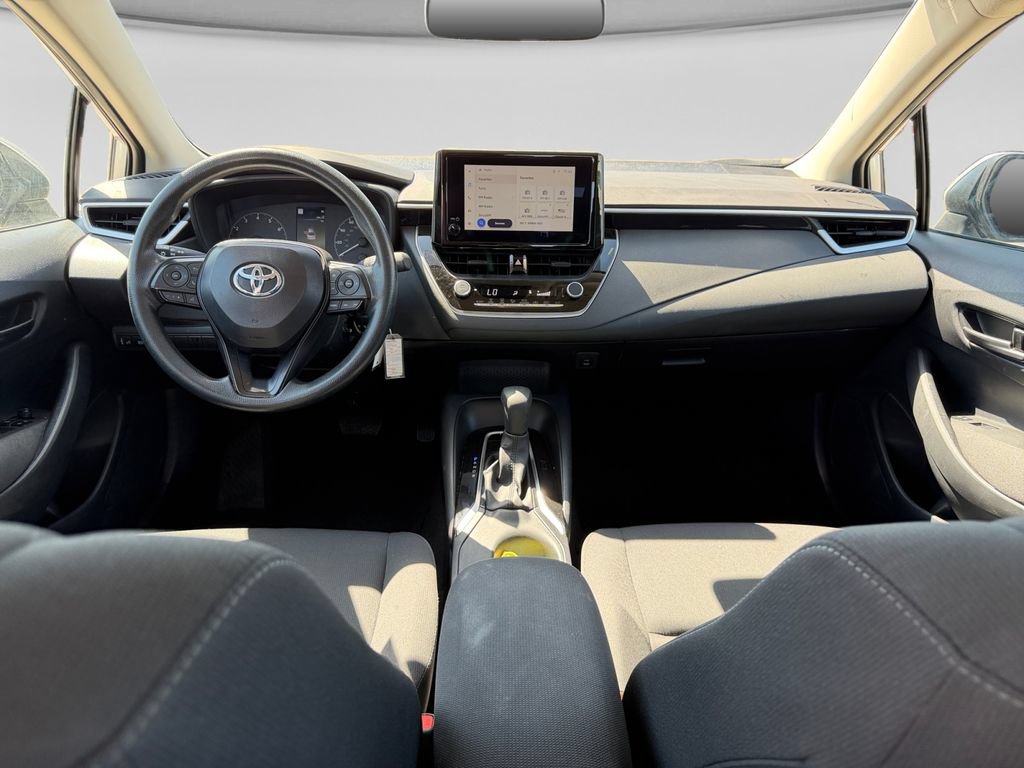 Used 2025 Toyota Corolla LE FWD image 13