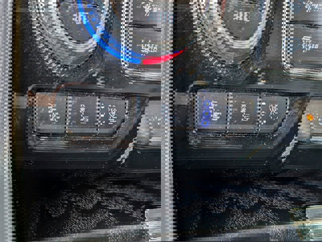 Used 2024 GMC Yukon Denali w/ Max Trailering Package image 18