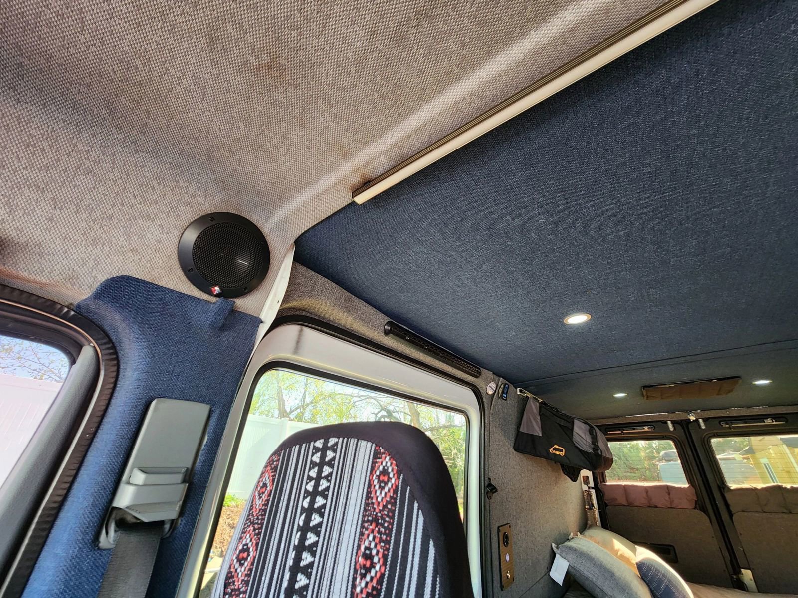 Used 2006 Dodge Sprinter 2500 w/ PWR Convenience Group image 39