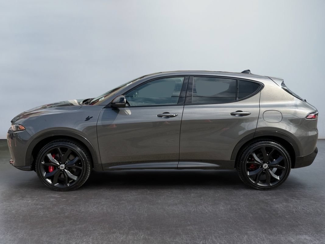 Used 2024 Dodge Hornet R/T Plus AWD/4WD image 8