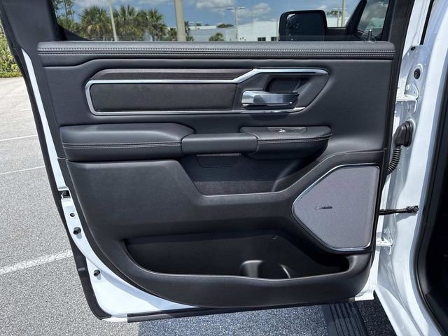 New 2026 RAM 1500 Laramie AWD/4WD image 9