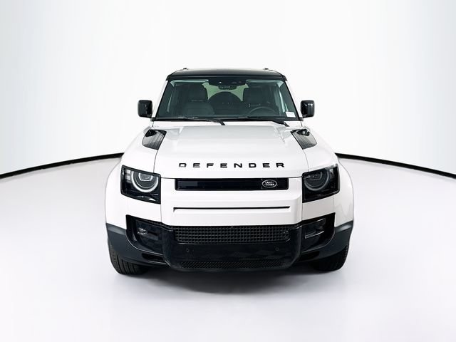 Used 2026 Land Rover Defender 110 S AWD/4WD image 2
