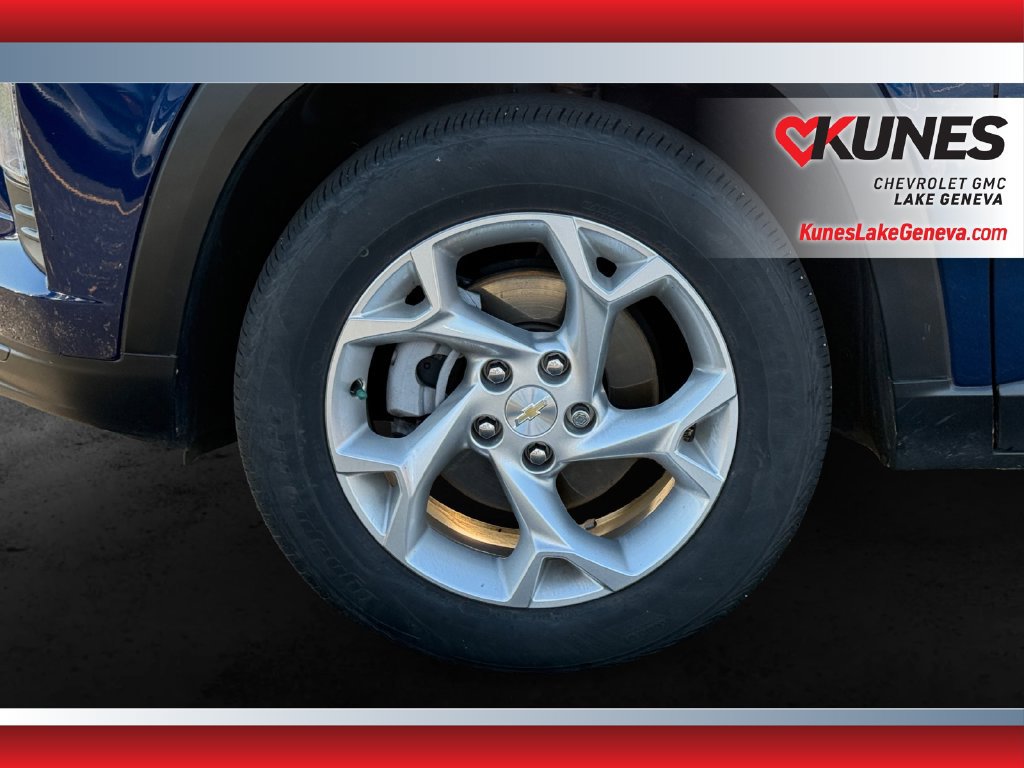 Used 2024 Chevrolet Trax LS w/ LS Convenience Package FWD image 11