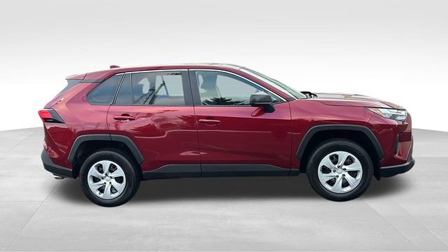 Used 2024 Toyota RAV4 LE image 30