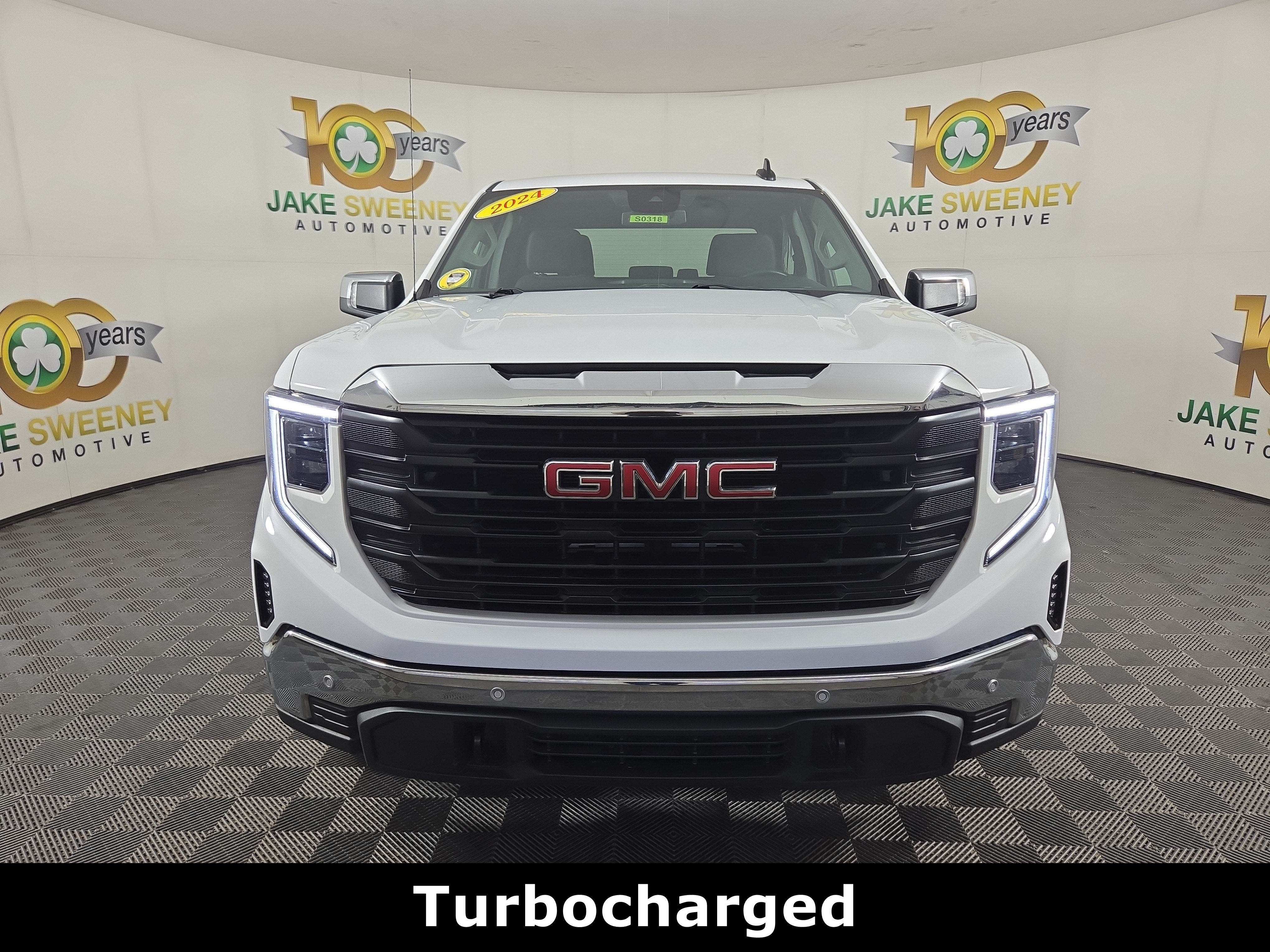 Certified 2024 GMC Sierra 1500 Pro w/ Pro Value Package AWD/4WD image 2