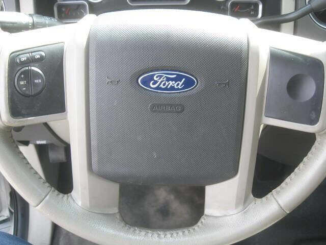 Used 2012 Ford Expedition XL w/ HD Trailer Tow Pkg image 18