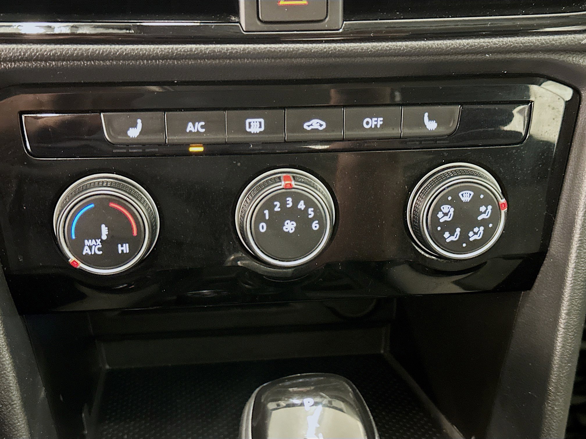 Used 2024 Volkswagen Taos S image 24