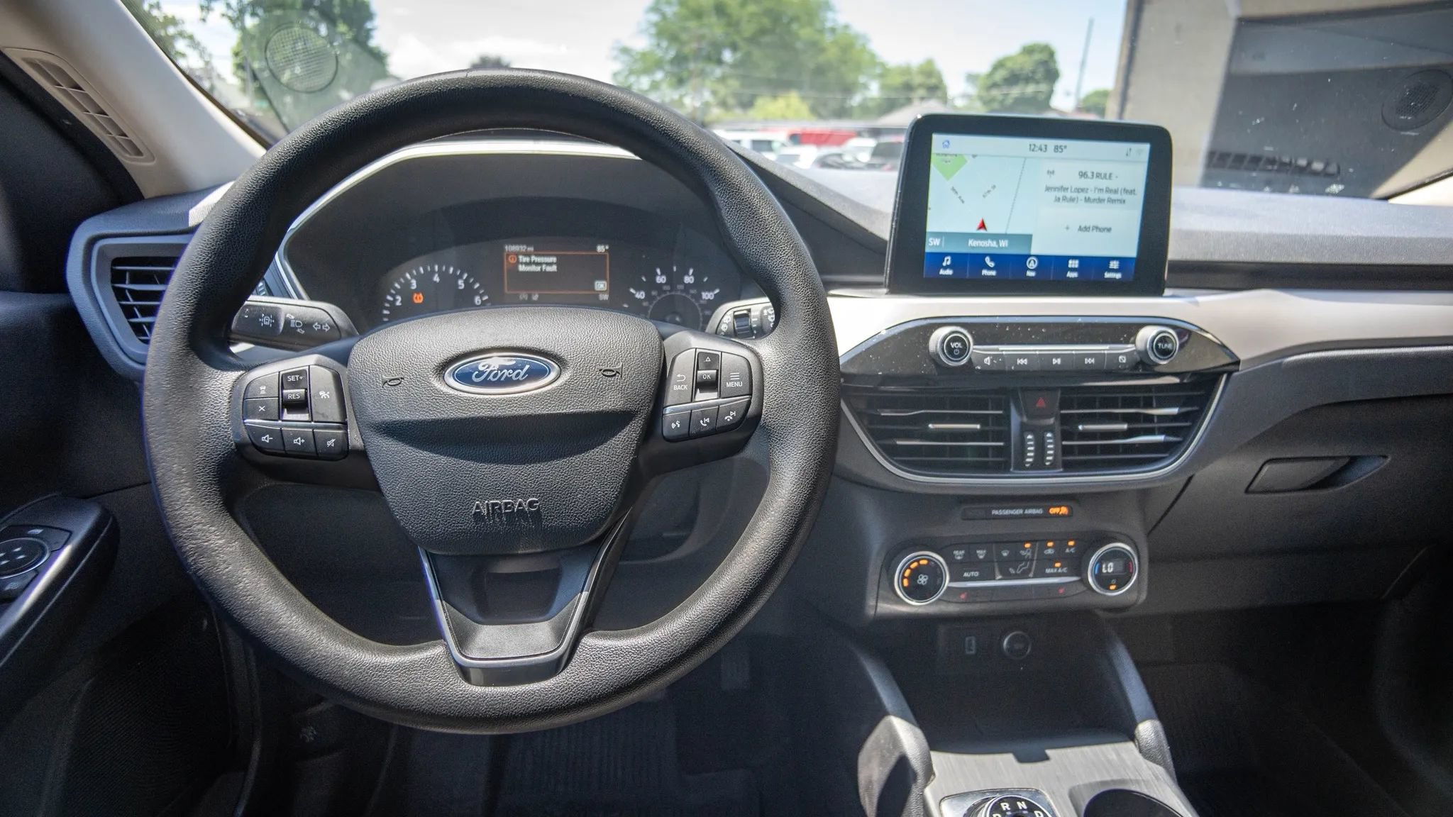 Used 2020 Ford Escape SE FWD image 14