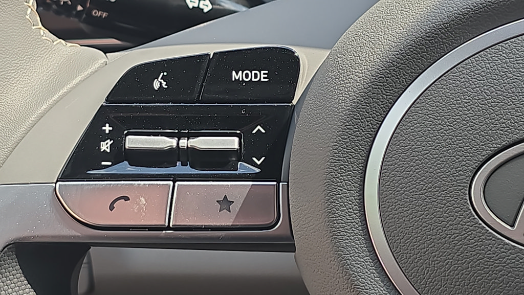 New 2026 Hyundai Elantra Sport FWD image 24