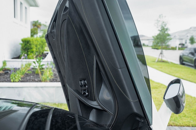 Used 2020 McLaren 720S Performance RWD image 34
