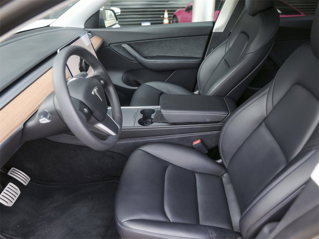 Used 2022 Tesla Model Y Performance image 15