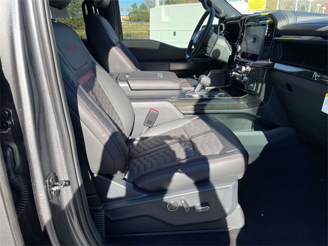 New 2025 Ford F150 Lariat w/ Equipment Group 502A High image 31