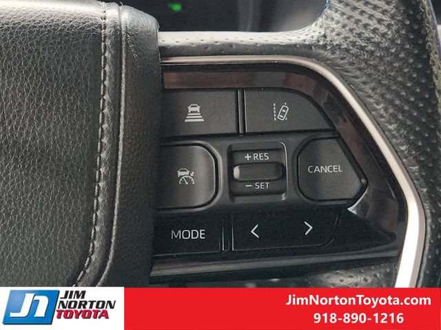 Used 2025 Toyota Tundra Platinum AWD/4WD image 29