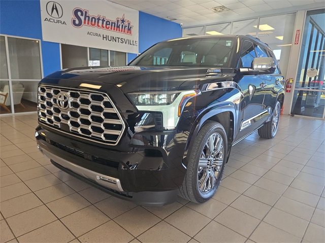 Used 2025 Toyota Sequoia Capstone image 4