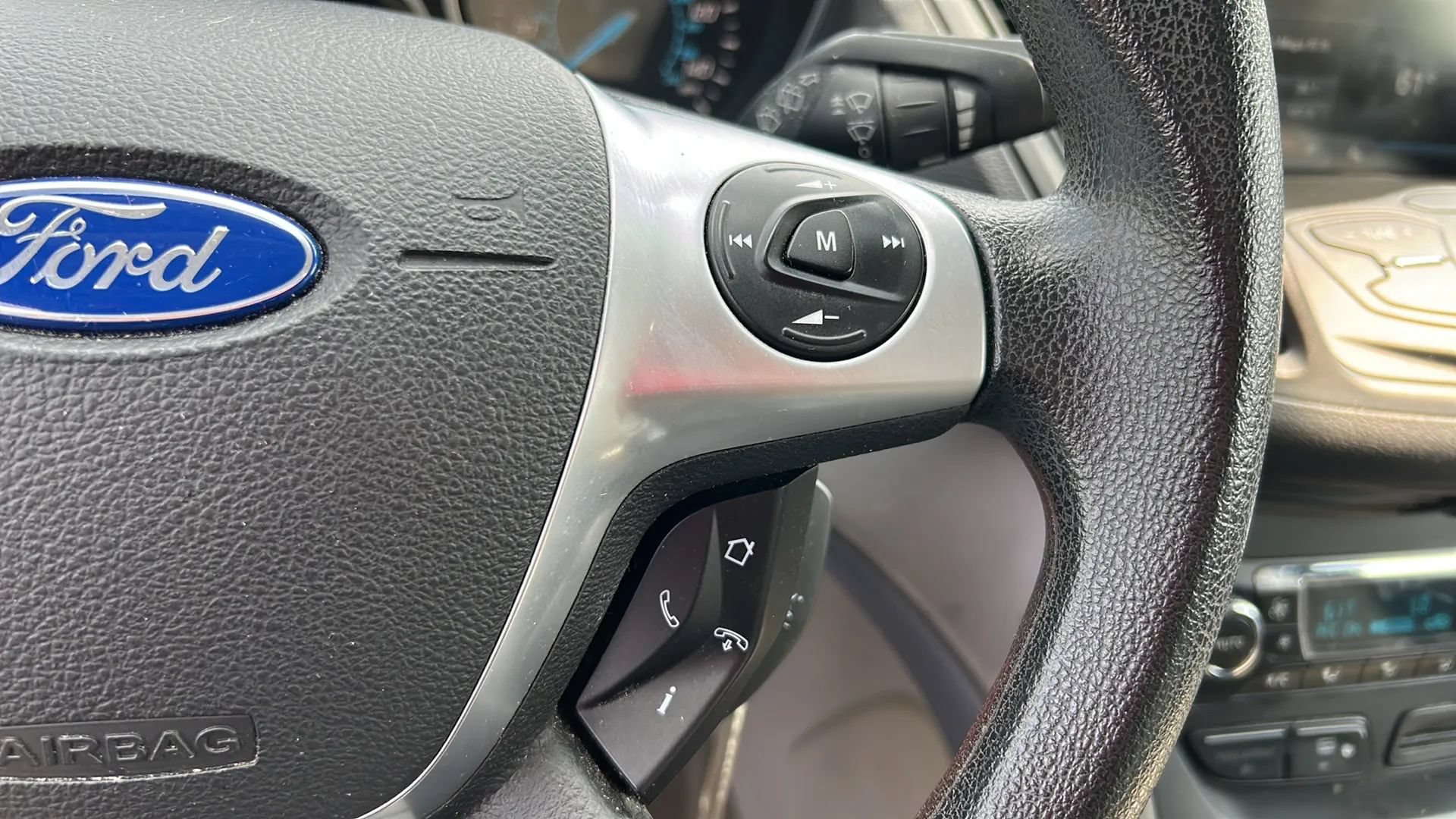 Used 2014 Ford Escape SE w/ Equipment Group 201A AWD/4WD image 21