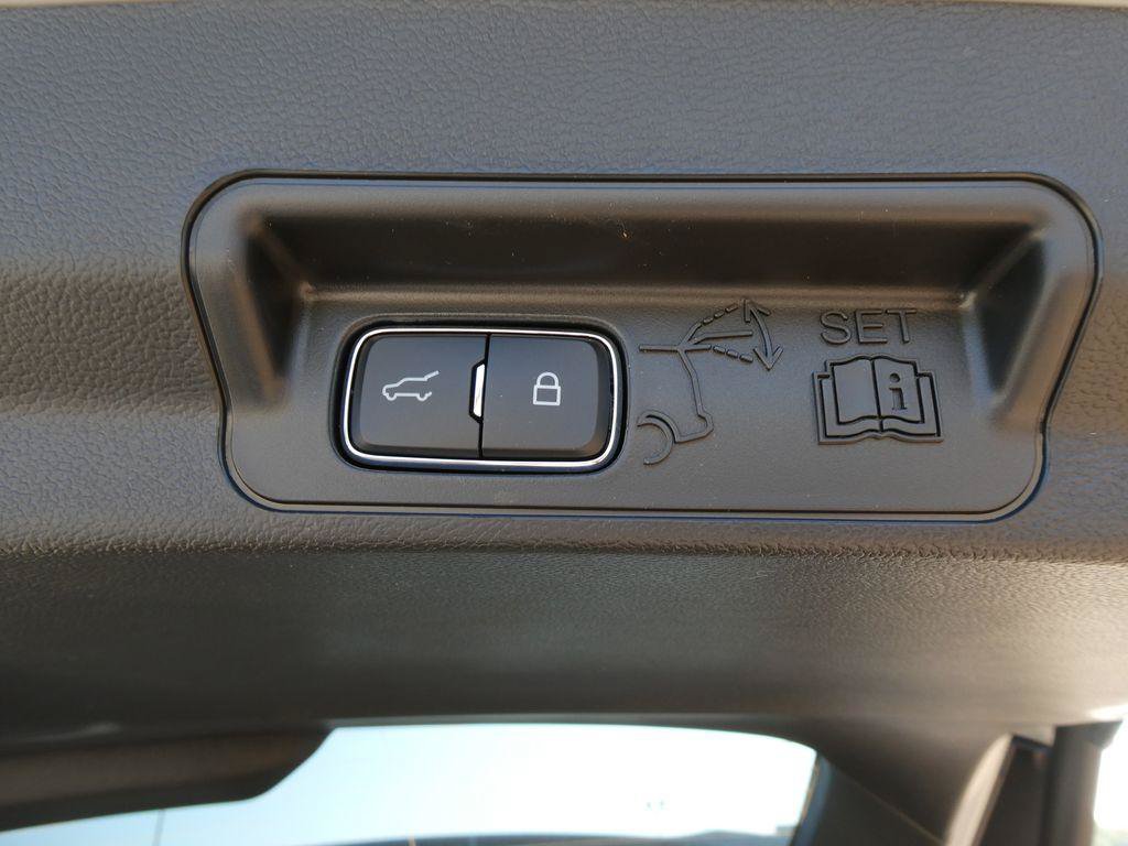 New 2027 Ford Explorer ST AWD/4WD image 15