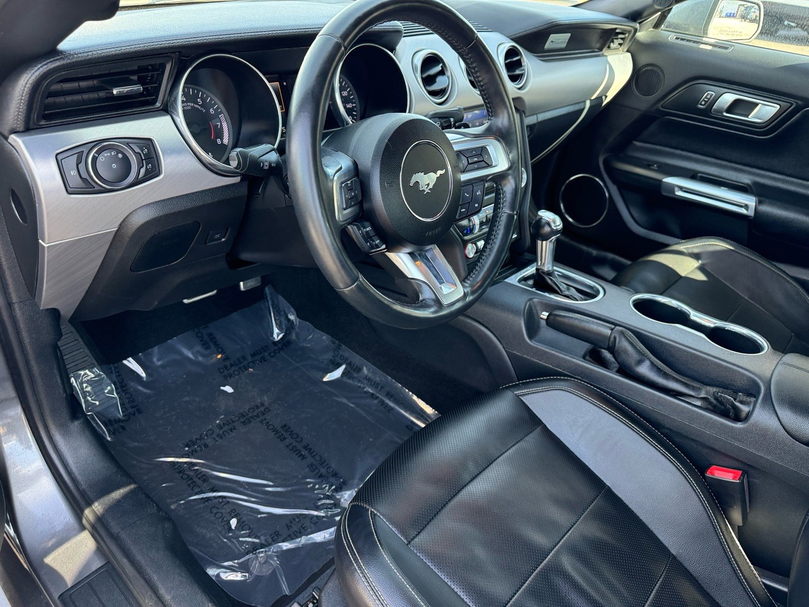 Used 2021 Ford Mustang Premium image 14