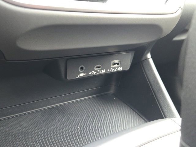 Certified 2025 Subaru Crosstrek 2.0i Premium image 18