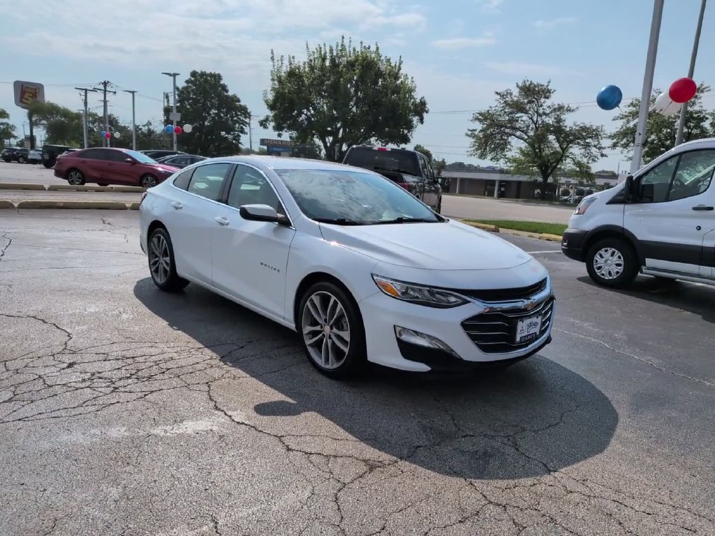 Used 2024 Chevrolet Malibu LT FWD image 3