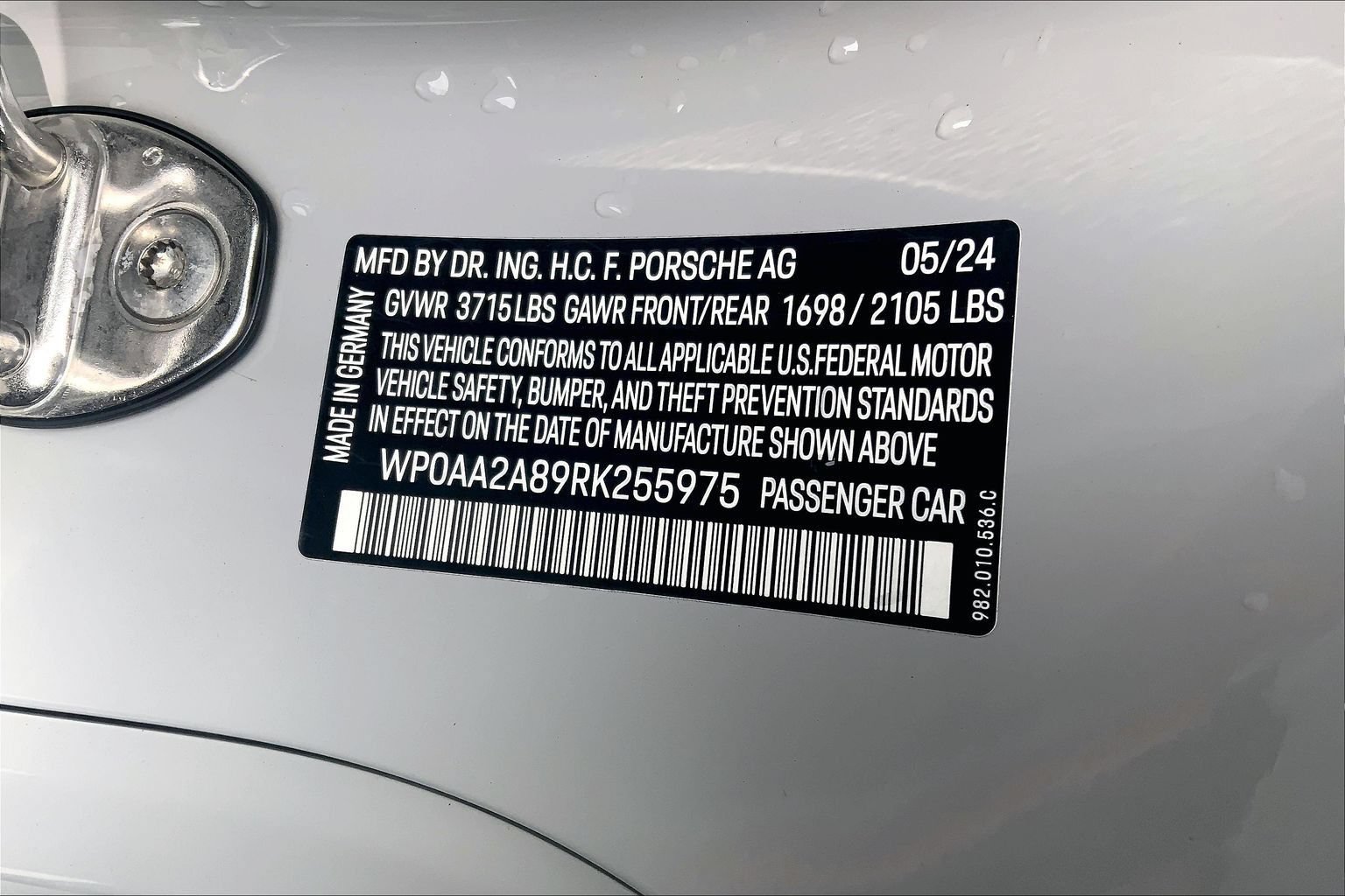 Used 2024 Porsche 718 Cayman RWD image 4