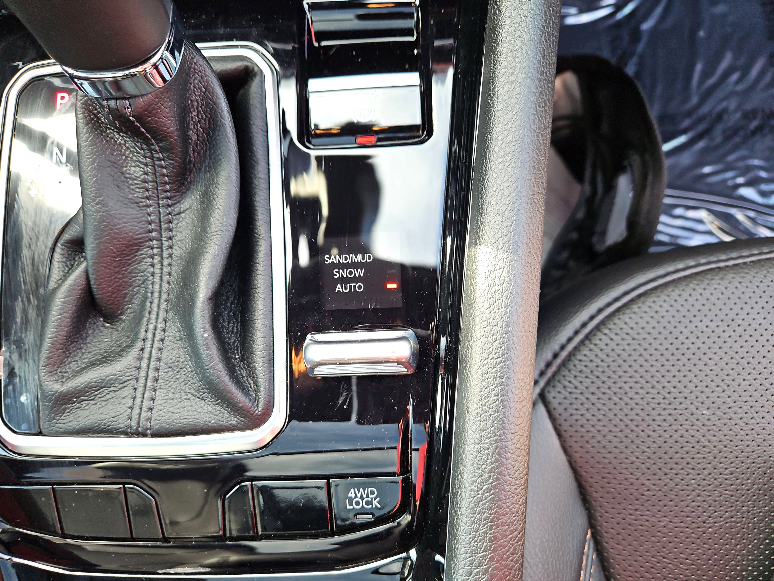 New 2024 Jeep Compass Limited w/ Elite Group image 54