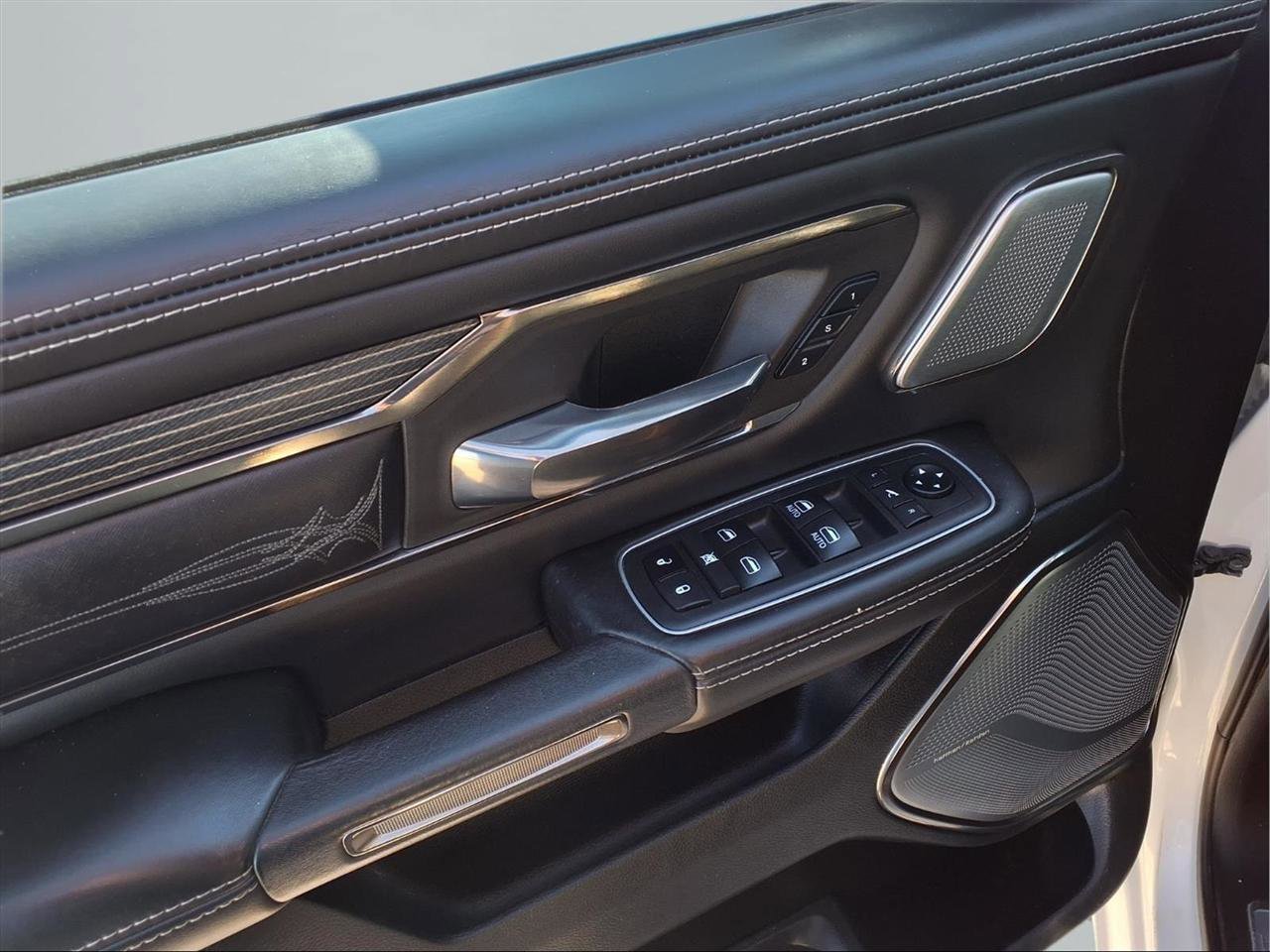 Used 2021 RAM 1500 Limited image 10