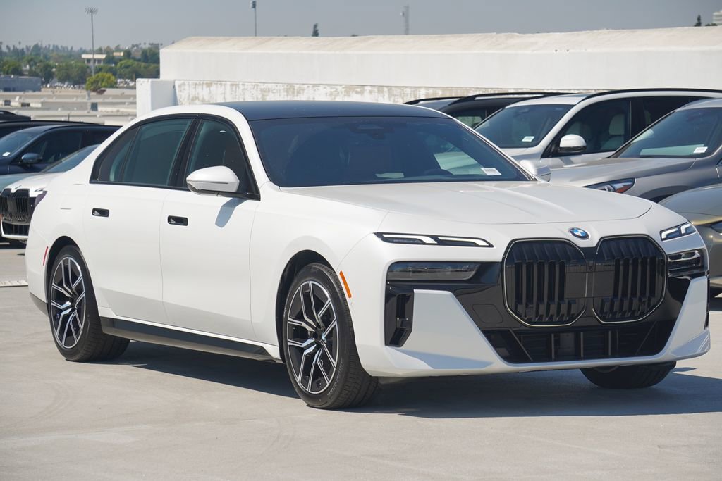 New 2026 BMW 740i w/ Premium Package image 3