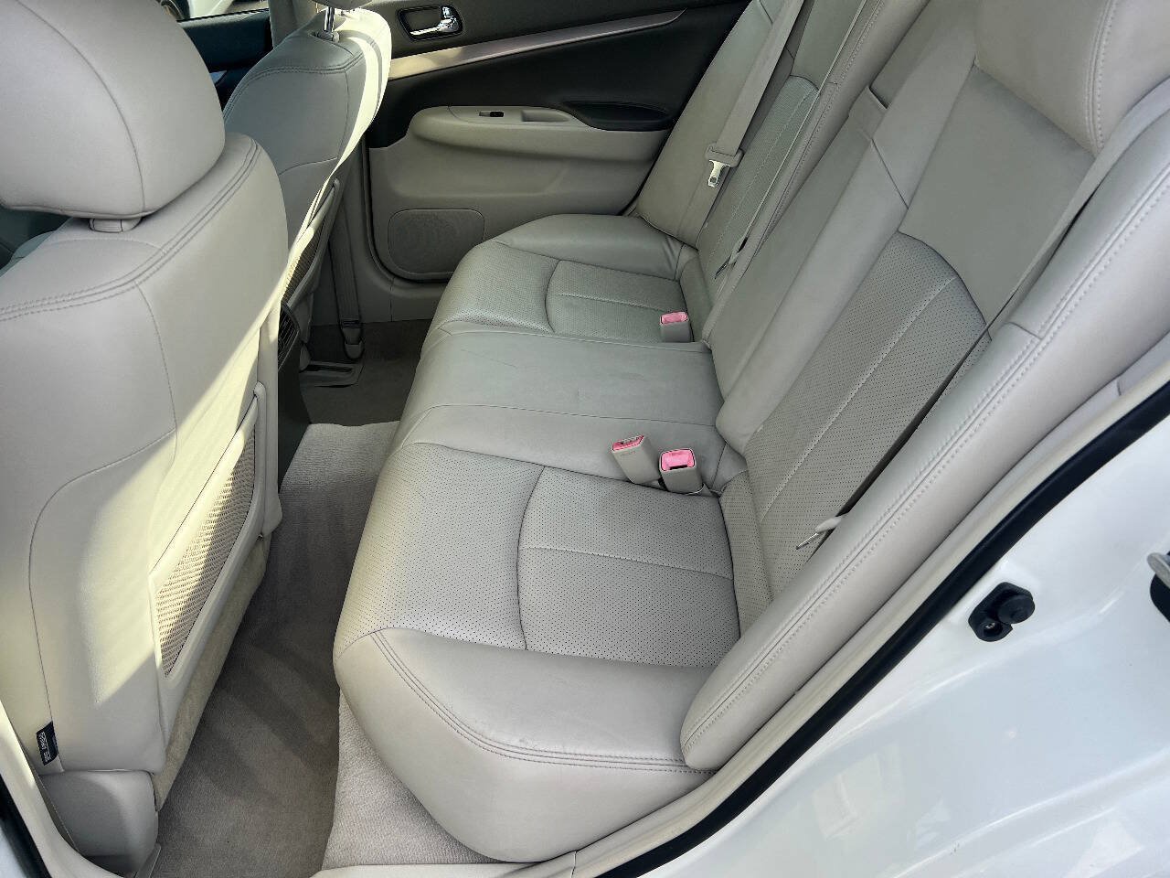 Used 2011 INFINITI G37 x Sedan w/ Premium Pkg AWD/4WD image 23