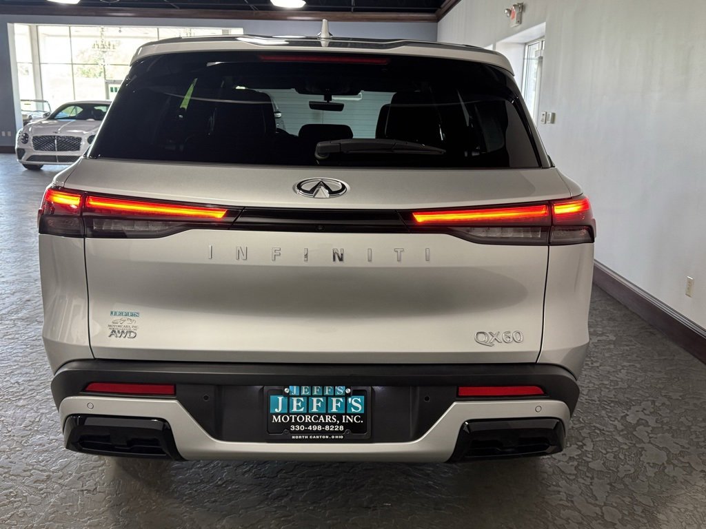 Used 2023 INFINITI QX60 Pure image 5